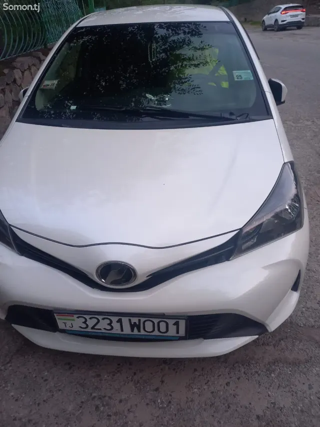Toyota Vitz 2014 · 1.3 AT