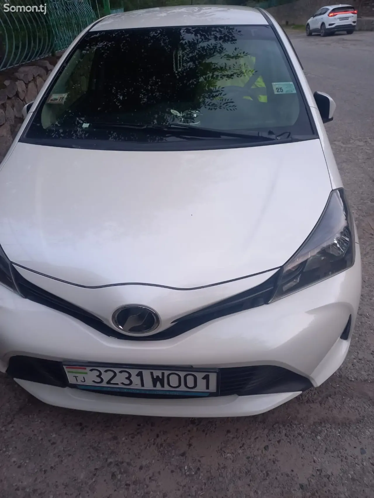 Toyota Vitz 2014 · 1.3 AT