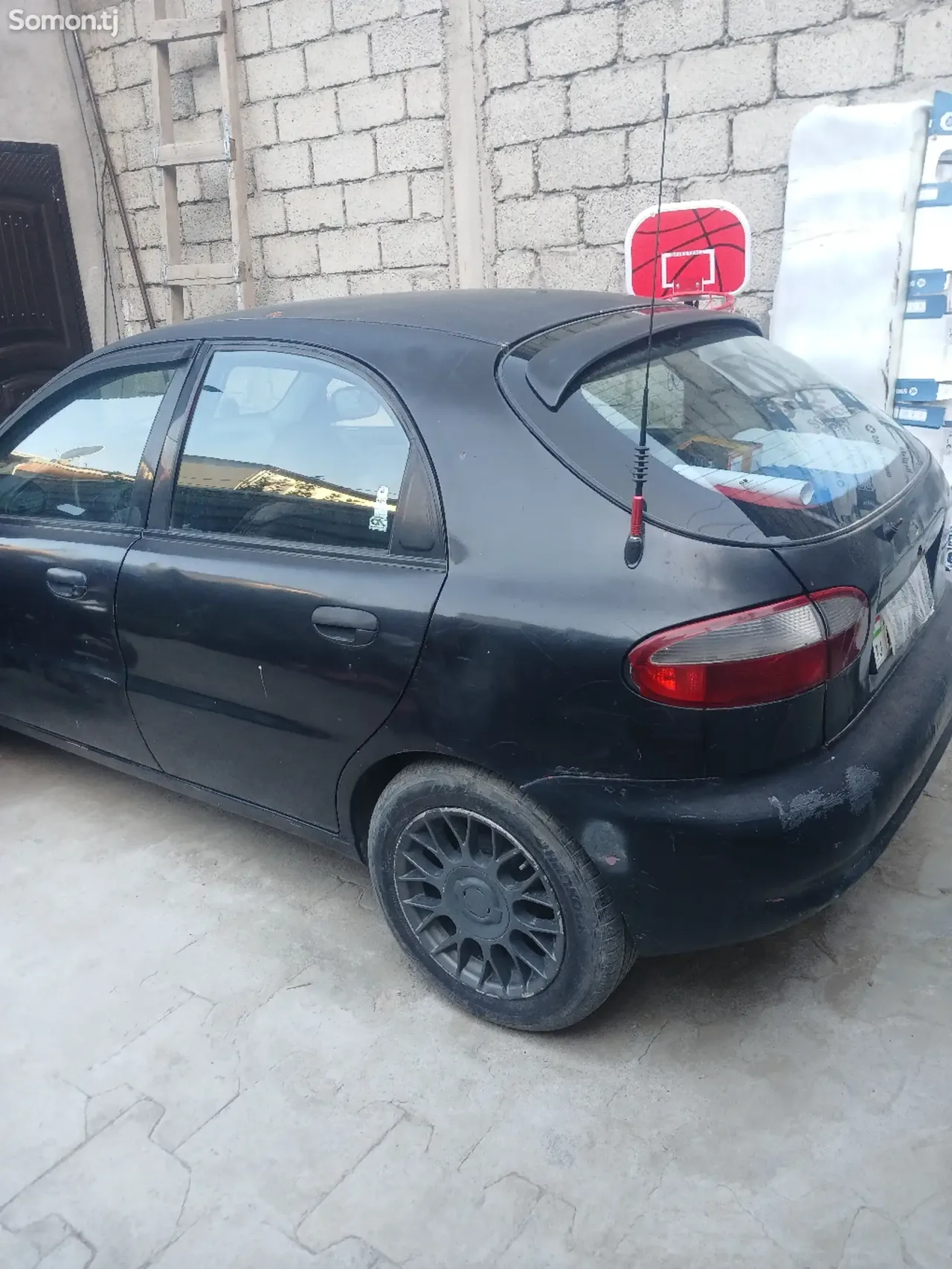 Daewoo Lanos 1998 · 1.6 MT