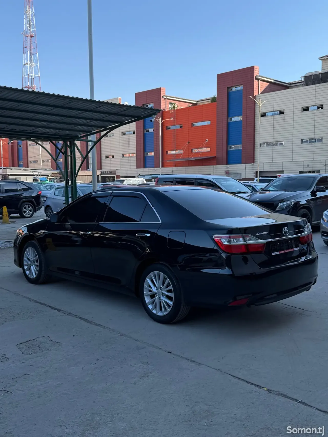 Toyota Camry 2016 · 2.5 AT