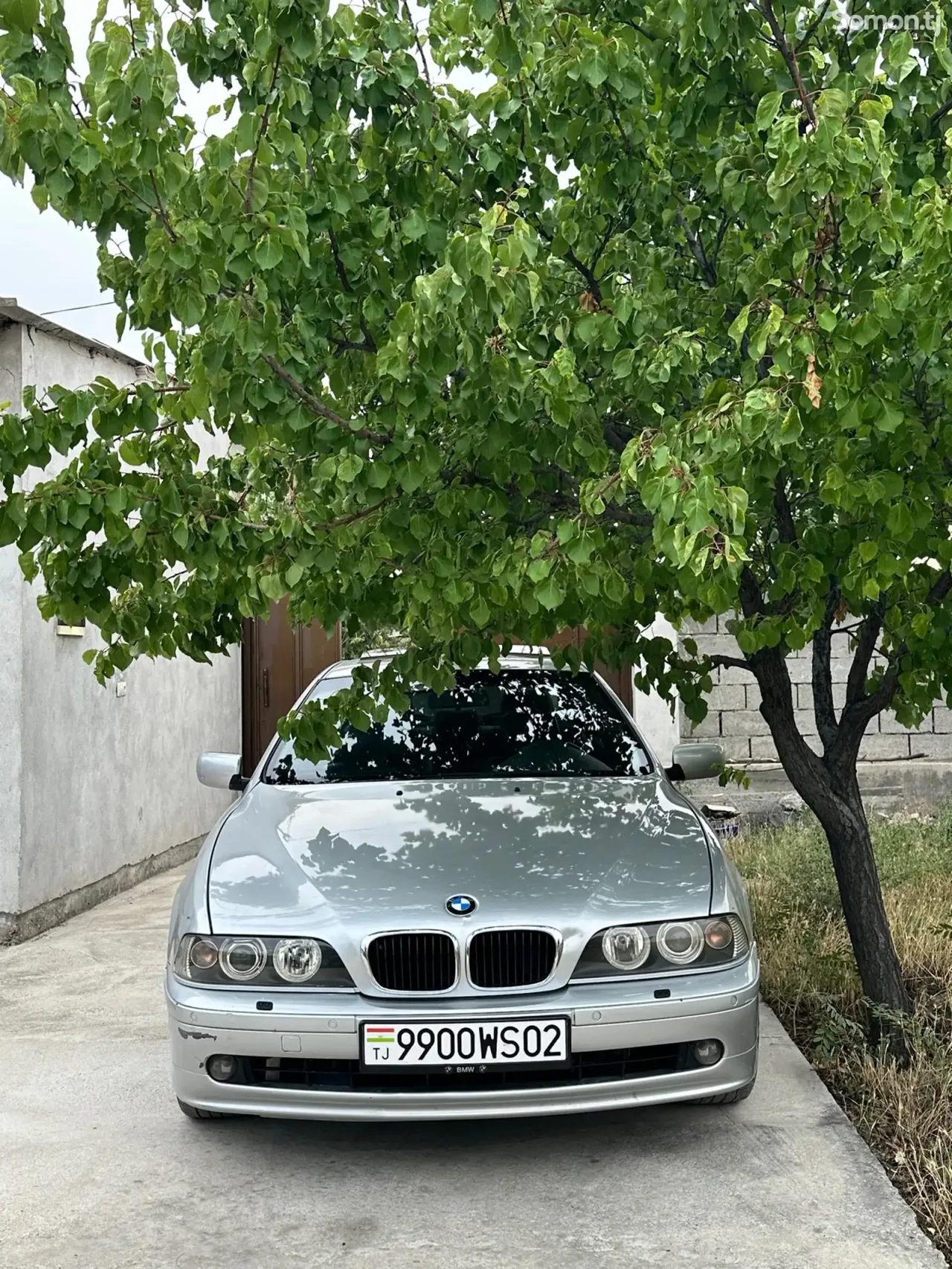 BMW 5 series 2002 · 2.5 AT