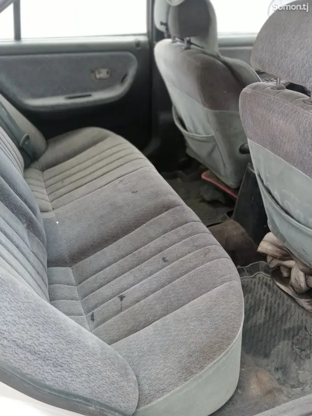 Hyundai Sonata 1996 · 1.8 AT