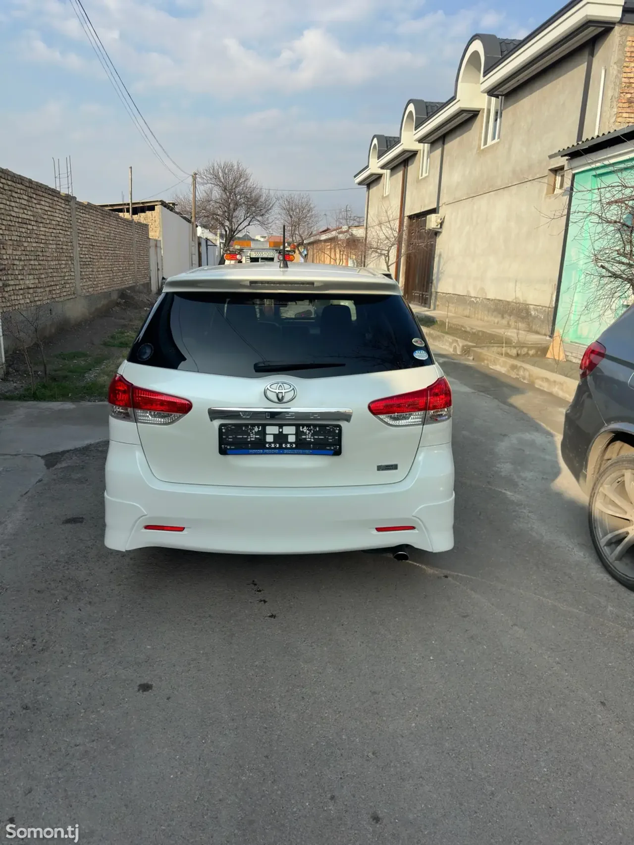 Toyota Wish 2014 · 2.0 AT