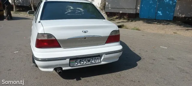 Daewoo Nexia 1996 · 1.6 MT