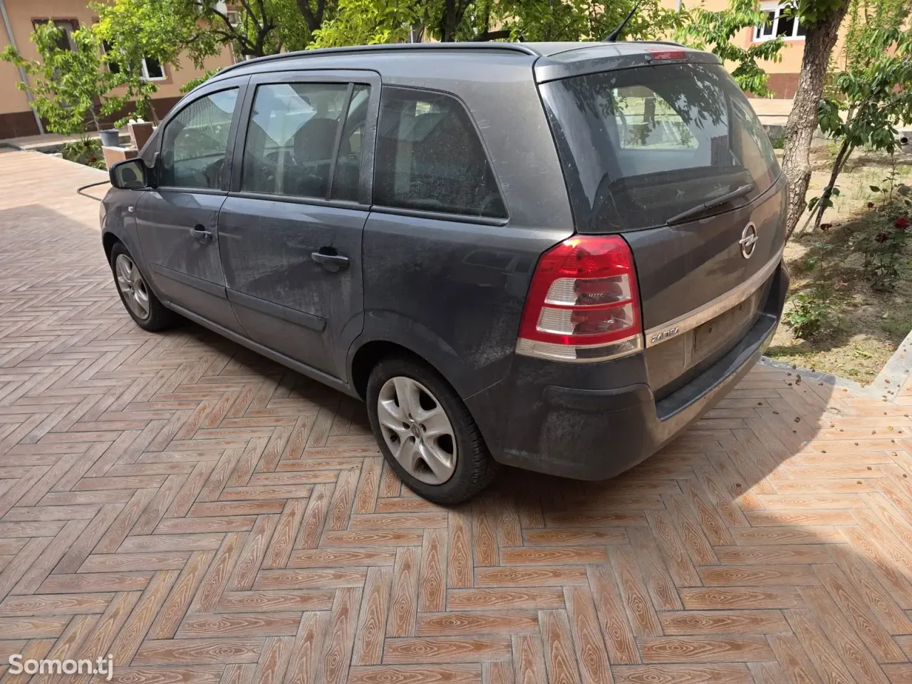 Opel Zafira 2014 · 1.8 MT