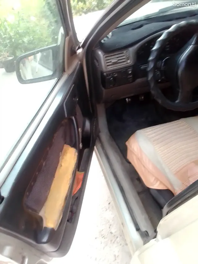 Opel Astra F 1990 · 1.6 MT