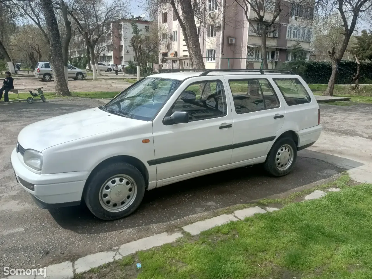 Volkswagen Golf 1997 · MT