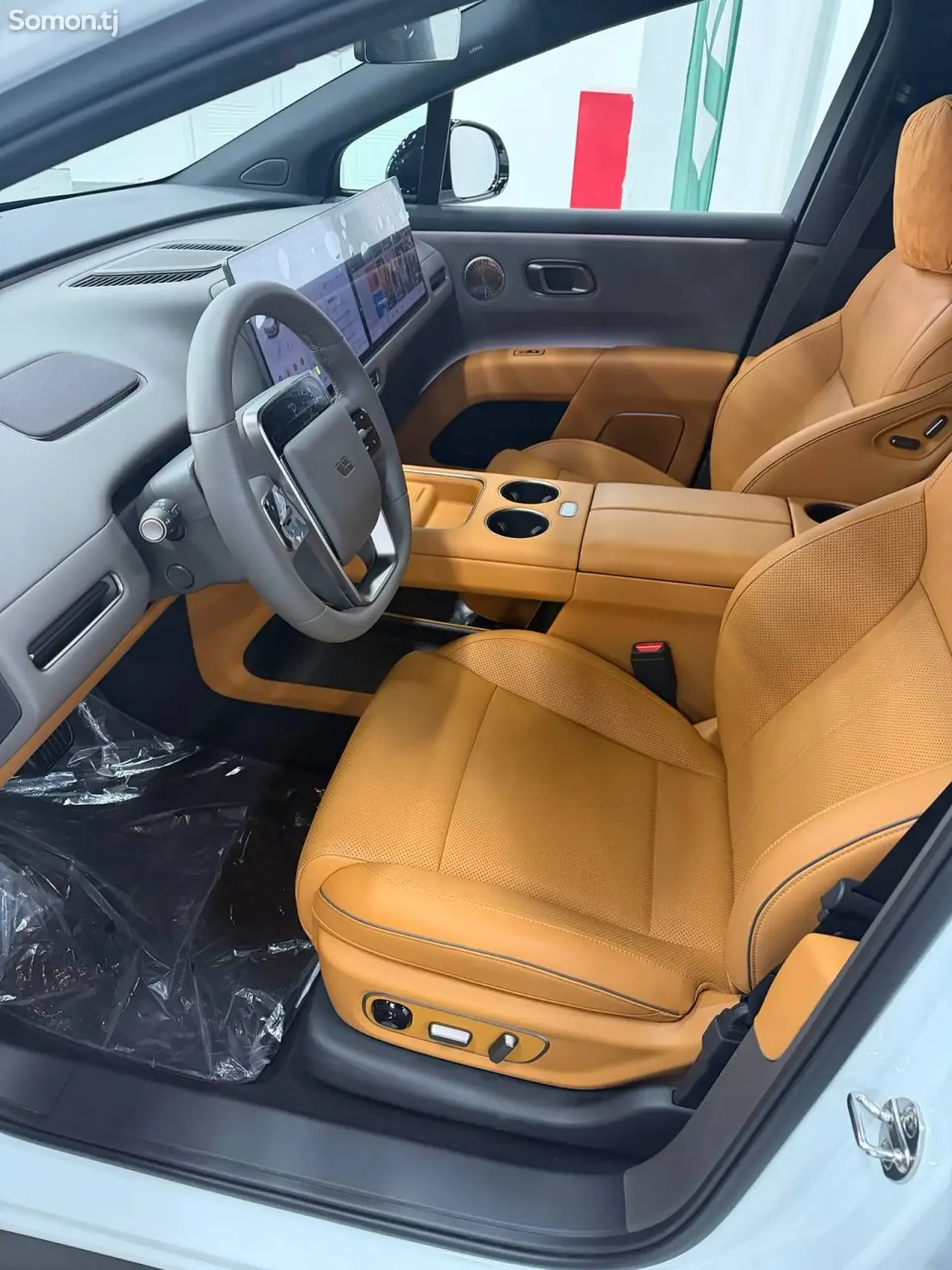 Li Auto (Lixiang) i8 2025 · AT