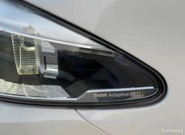 BMW 5 series 2016 · 2.0 AT