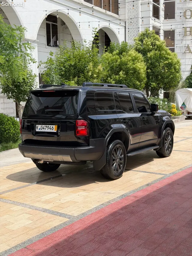 Toyota Land Cruiser Prado 2026 · 2.5 AT