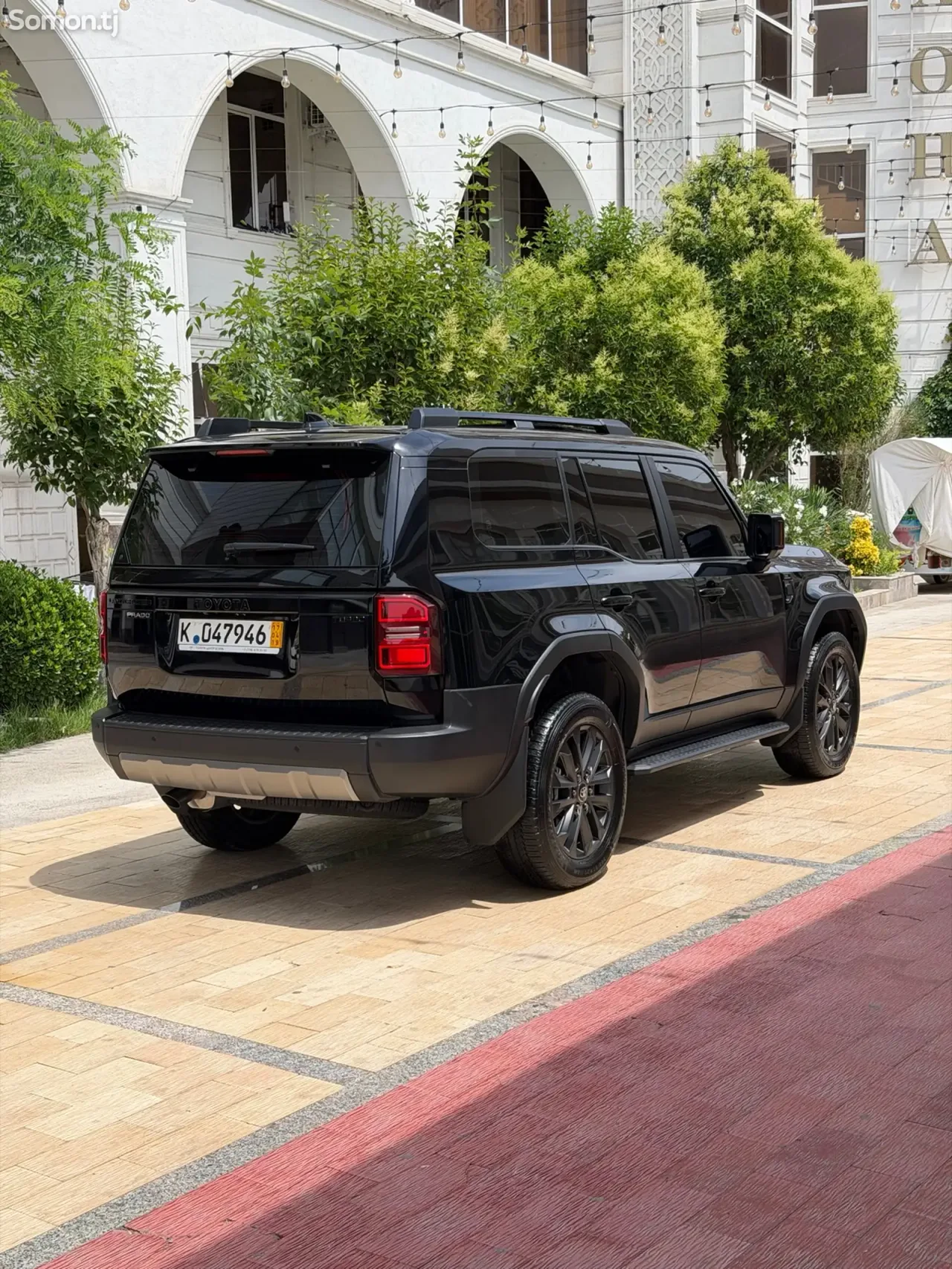Toyota Land Cruiser Prado 2026 · 2.5 AT