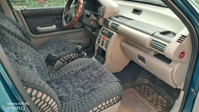 Land Rover Freelander 1998 · 2.0 MT