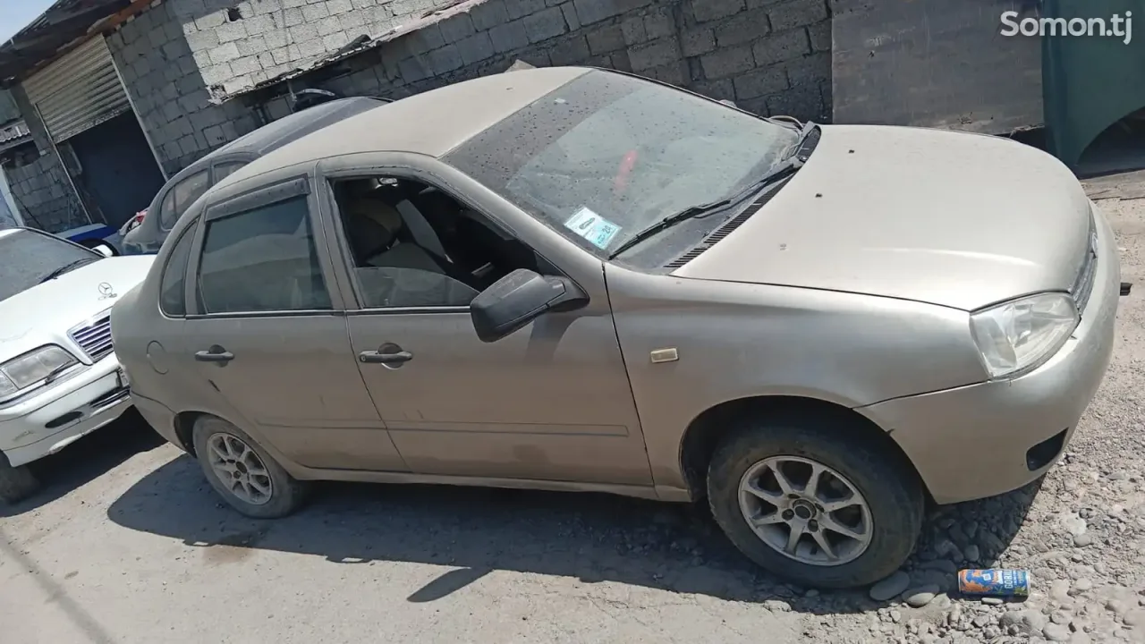 Lada (ВАЗ) Kalina 2005 · 1.6 MT