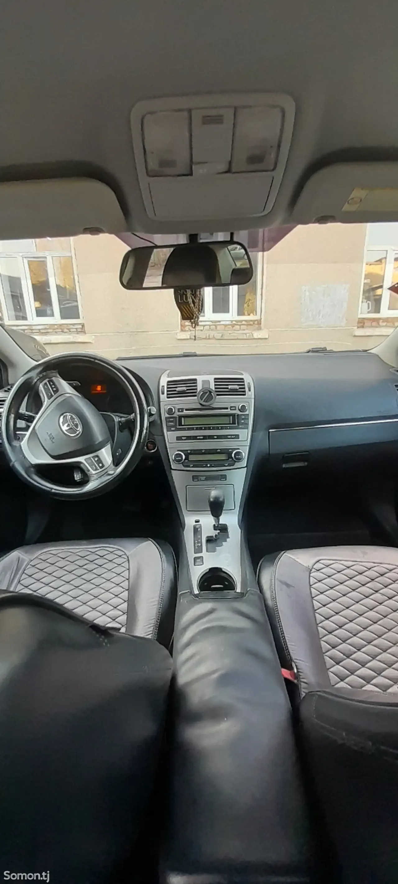 Toyota Avensis 2012 · 1.8 AT