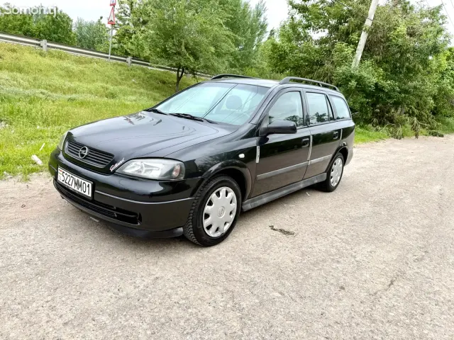 Opel Astra G 1999 · 1.6 MT