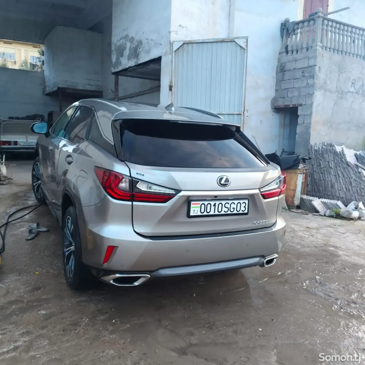 Lexus RX series 2017 · 3.5 AT