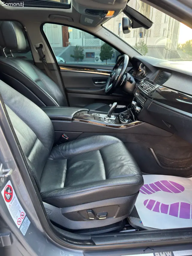 BMW 5 series 2011 · 2.0 AT