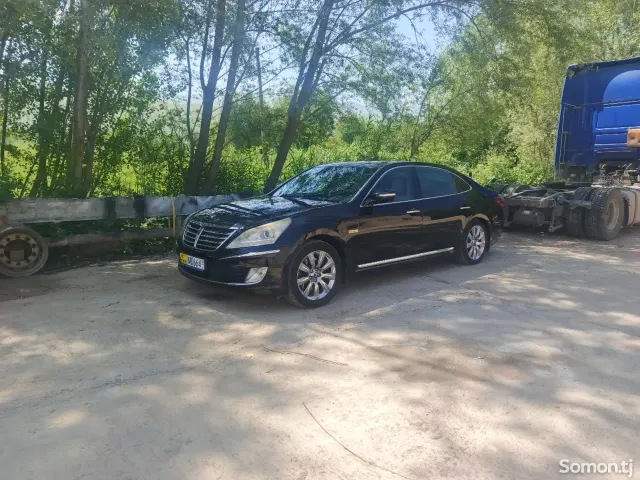 Hyundai Equus 2012 · 3.8 AT
