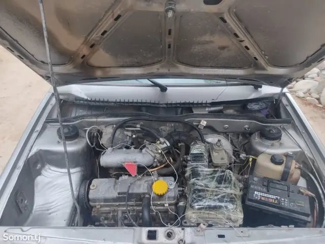 Lada (ВАЗ) 2109 1998 · 1.7 MT