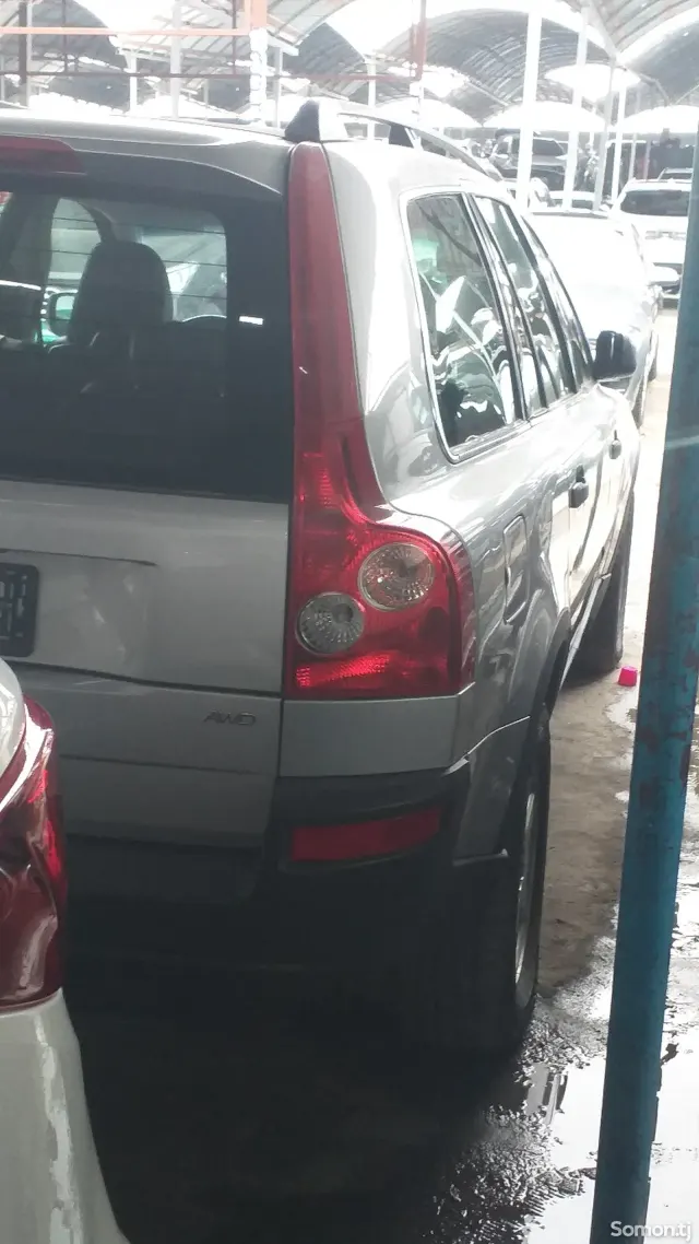 Volvo XC90 2004 · 2.5 AT