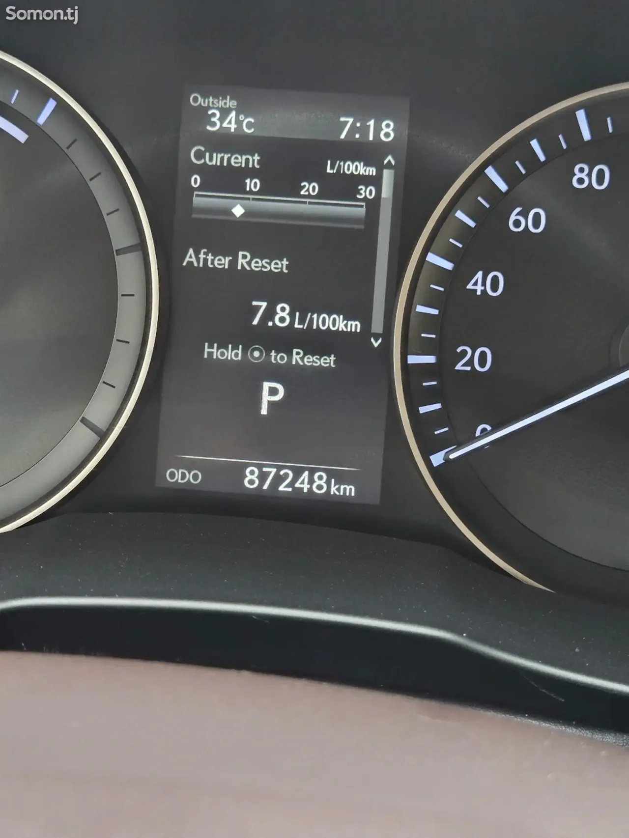 Lexus ES series 2016 · 2.5 AT