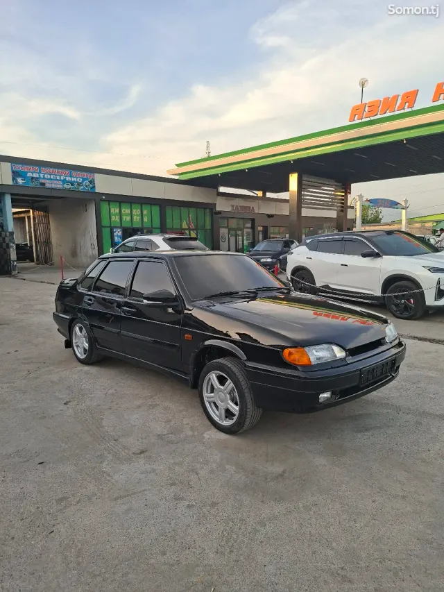 Lada (ВАЗ) 2115 2011 · 1.7 MT