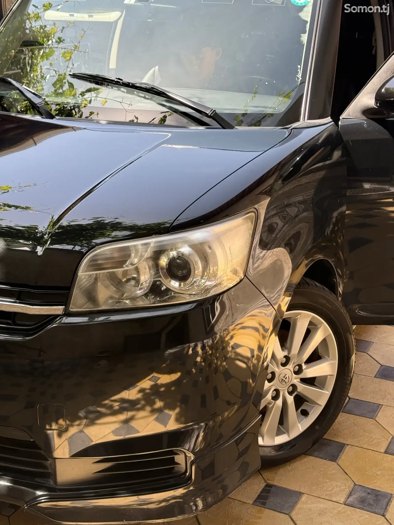 Toyota Rumion 2015 · 1.8 AT