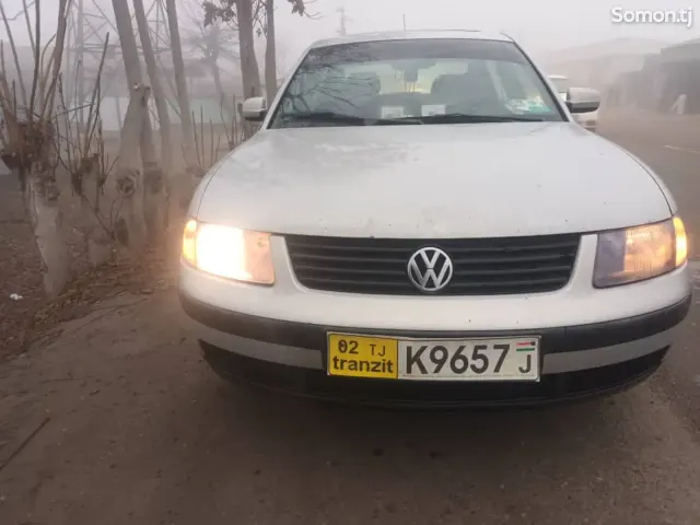 Volkswagen Passat 1998 · 1.6 MT