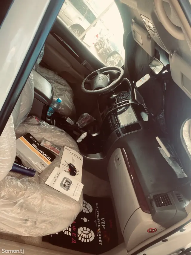 Toyota Land Cruiser Prado 2008 · 4.0 AT