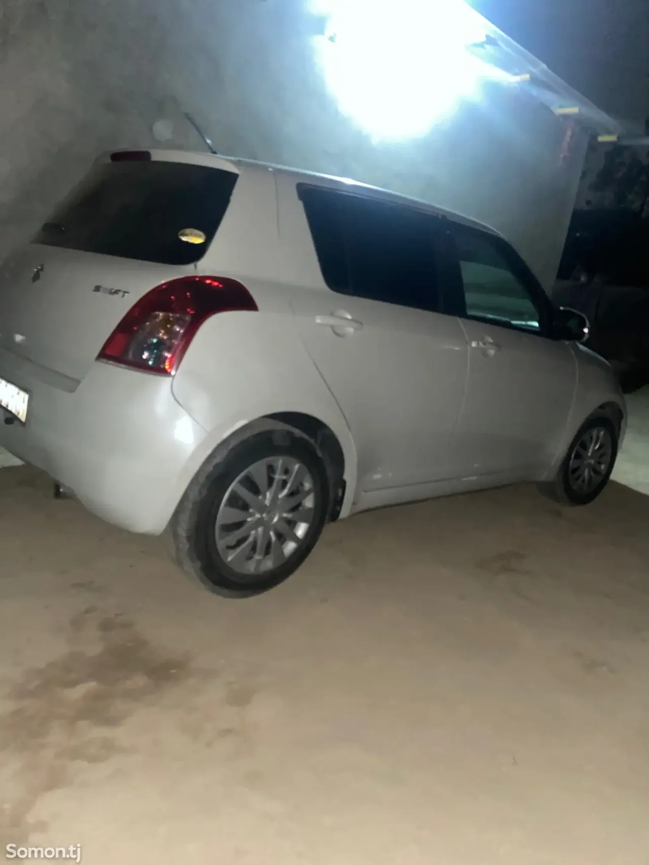 Suzuki Swift 2007 · 1.3 AT
