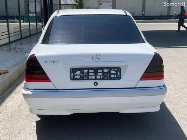 Mercedes-Benz C class 1999 · 2.8 AT