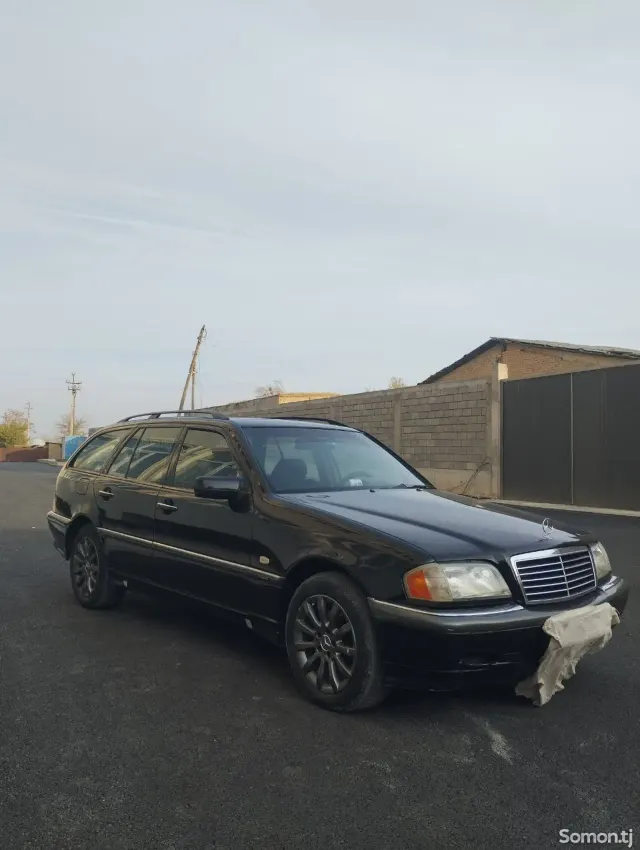 Mercedes-Benz E class 2000 · 2.4 AT
