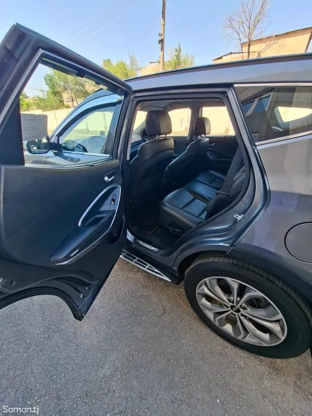 Hyundai Santa Fe 2014 · 2.0 AT
