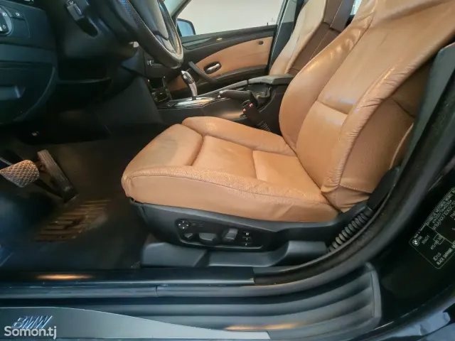 BMW 5 series 2008 · 3.0 AT