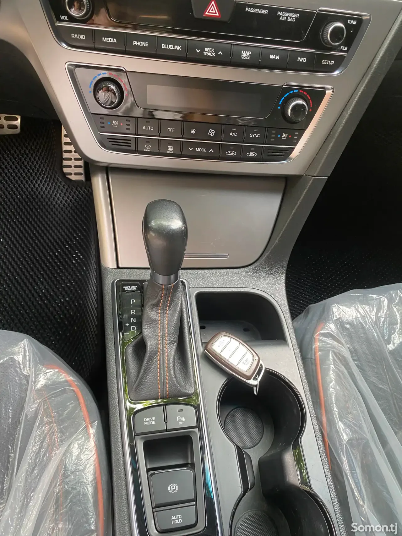 Hyundai Sonata 2015 · 2.0 AT