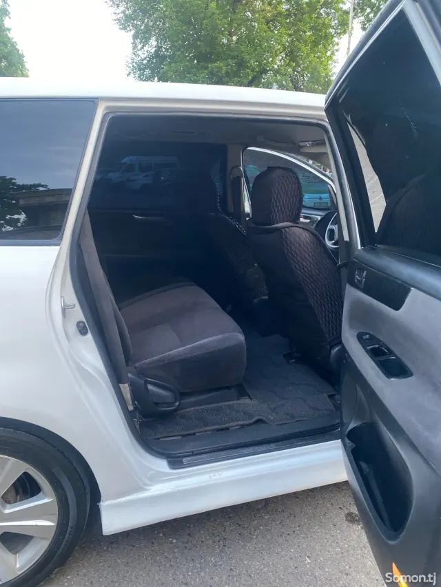 Toyota Ipsum 2007 · 2.4 AT