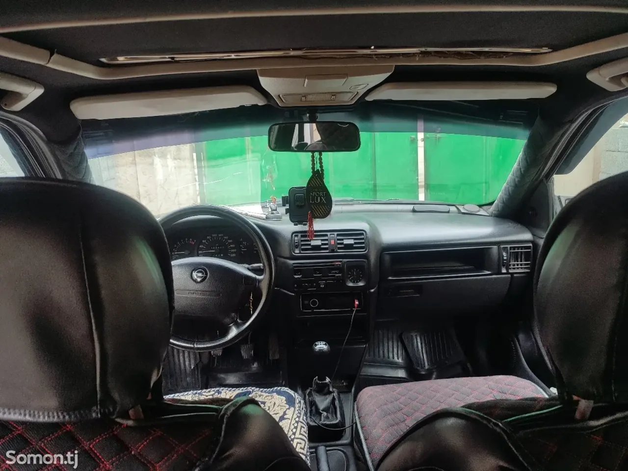 Opel Vectra A 1992 · 1.6 MT