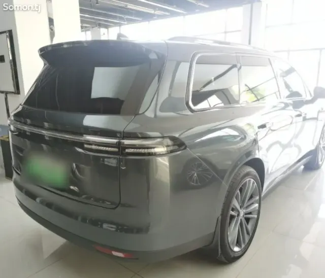 Leapmotor C16 2025 · AT