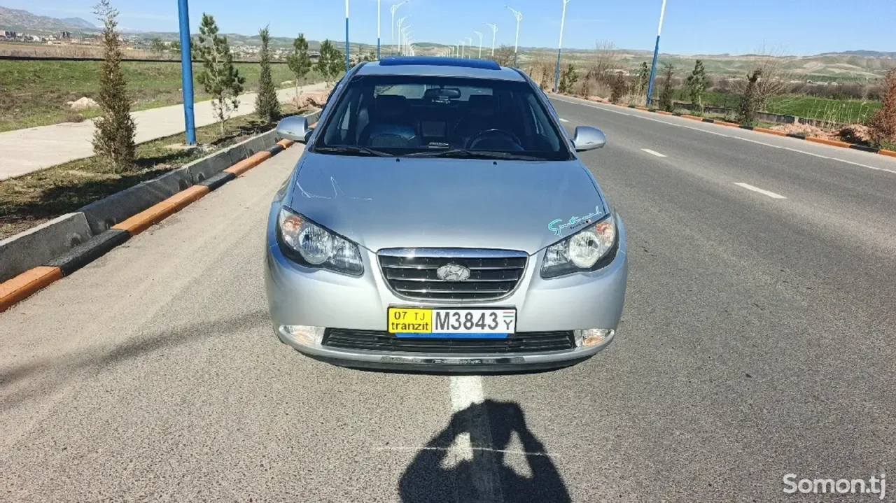 Hyundai Avante 2007 · 1.6 AT