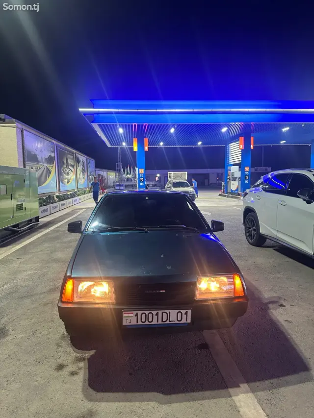 Lada (ВАЗ) 21099 2000 · 1.5 MT
