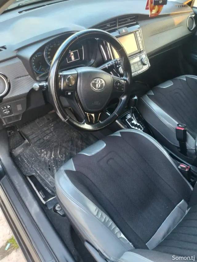 Toyota Fielder 2014 · 1.5 AT