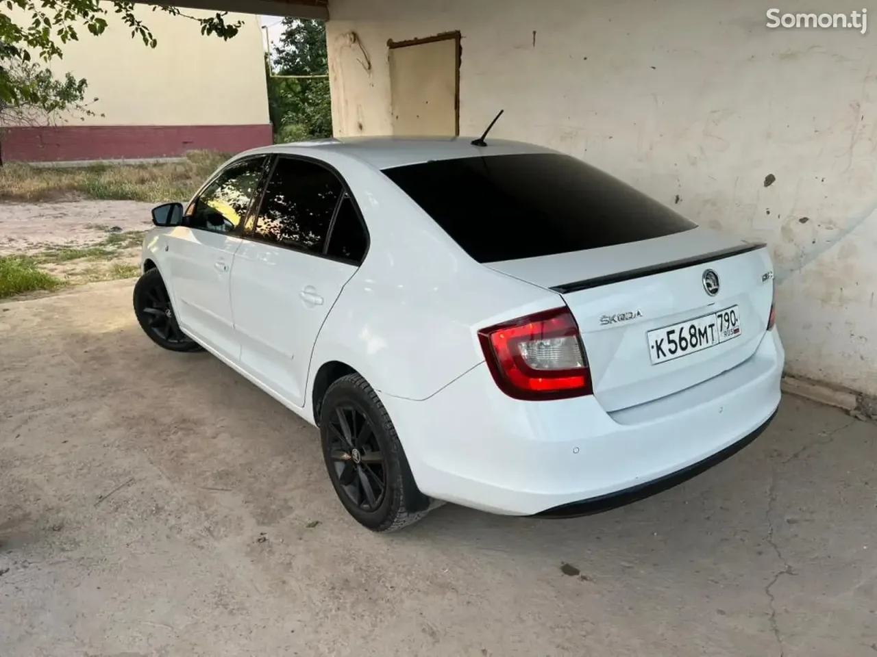 Skoda Rapid 2016 · 1.6 AT