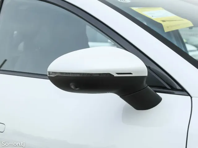 Xpeng P7 2026 · AT