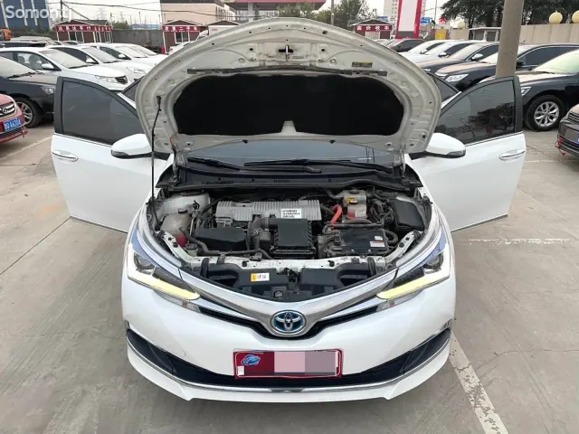 Toyota Corolla 2018 · 1.8 AT