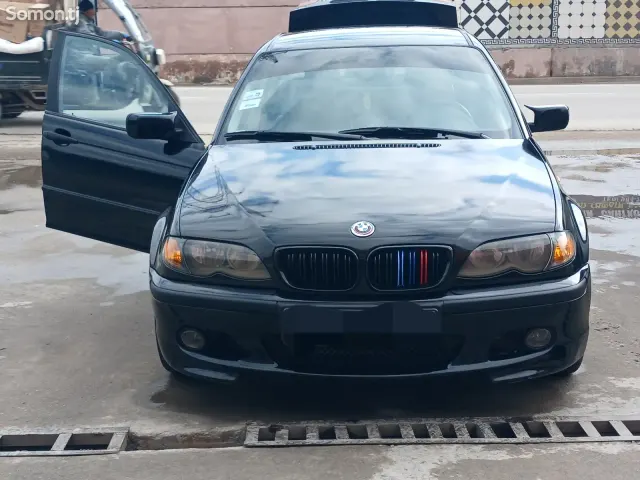 BMW 3 series 2003 · 2.0 MT