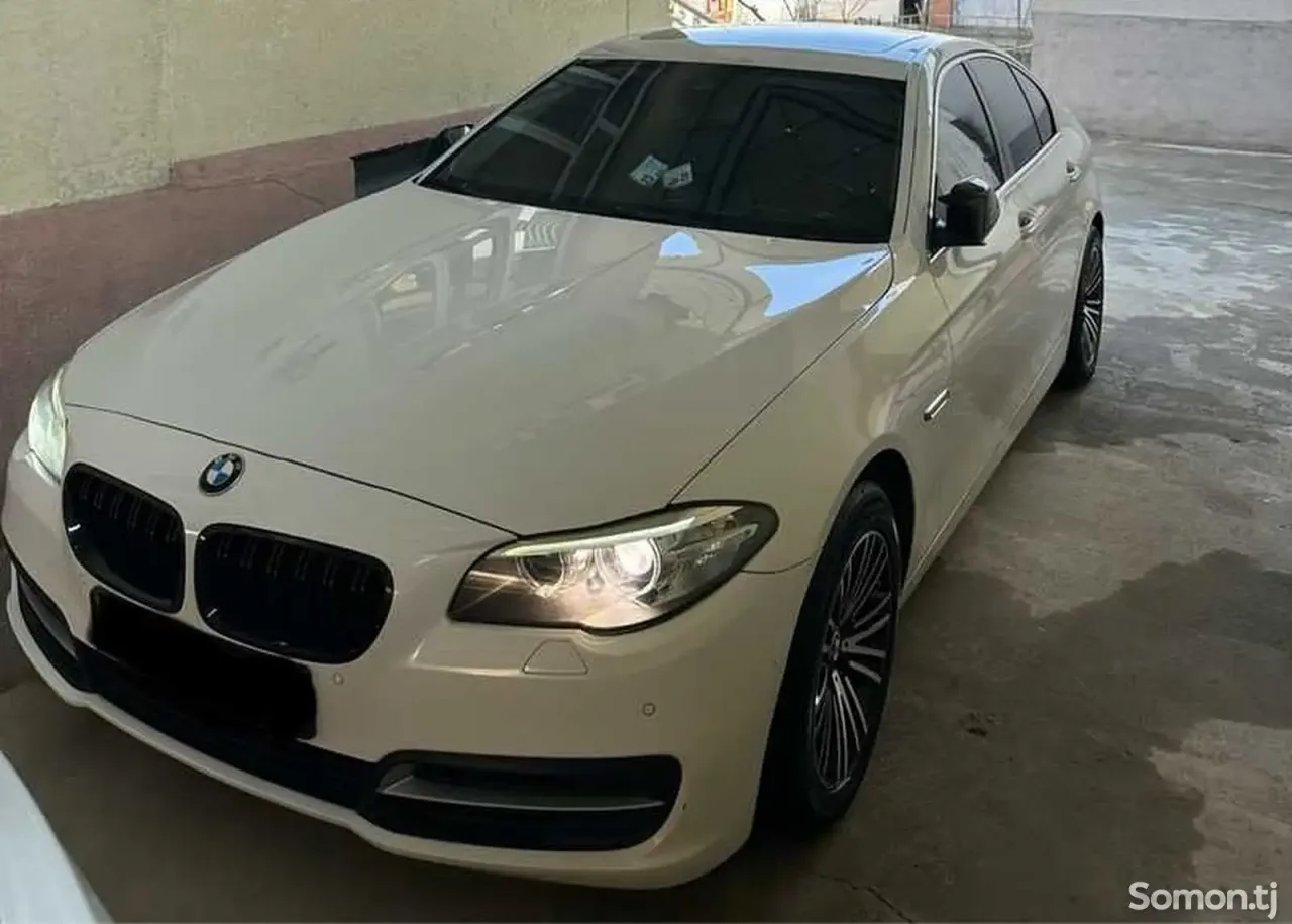 BMW 5 series 2015 · 2.0 AT