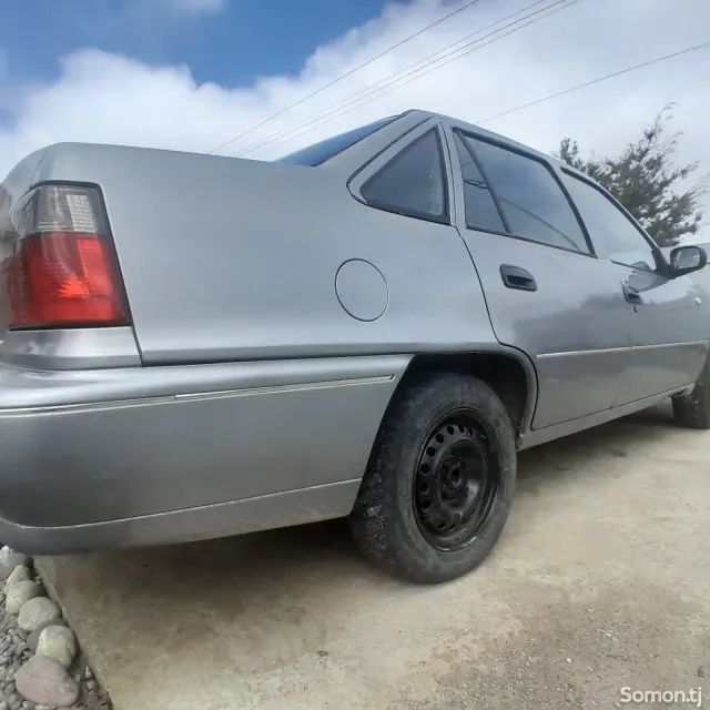 Daewoo Nexia 1996 · 1.5 MT
