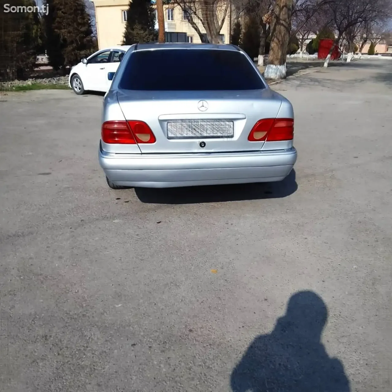 Mercedes-Benz E class 1996 · 2.2 MT
