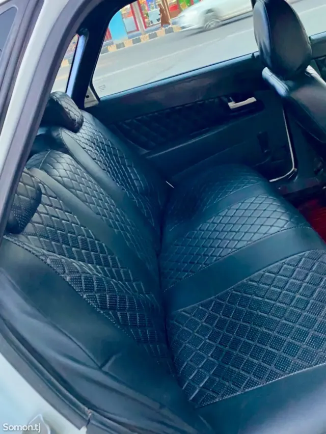 Lada (ВАЗ) Priora 2013 · 1.6 MT