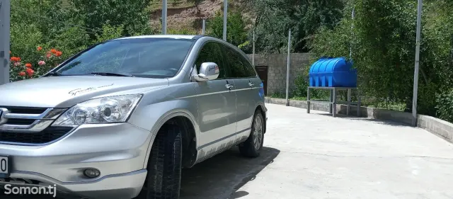 Honda CR-V 2011 · 2.4 AT